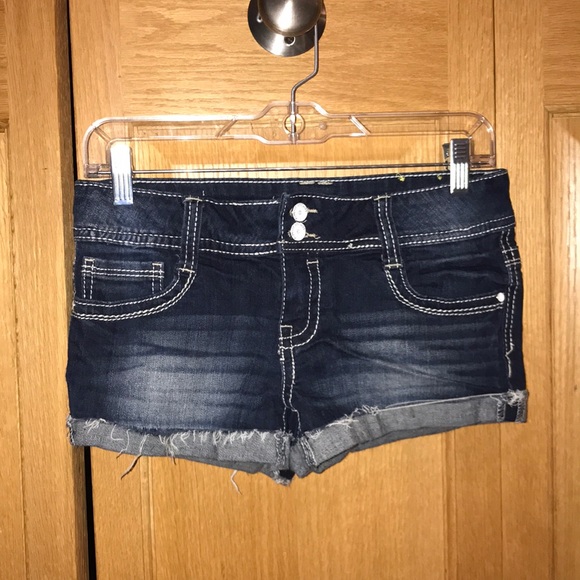 Almost Famous Pants - NWOT Almost Famous Jean Shorts Almost Famous Pants - NWOT Almost Famous Jean Shorts
